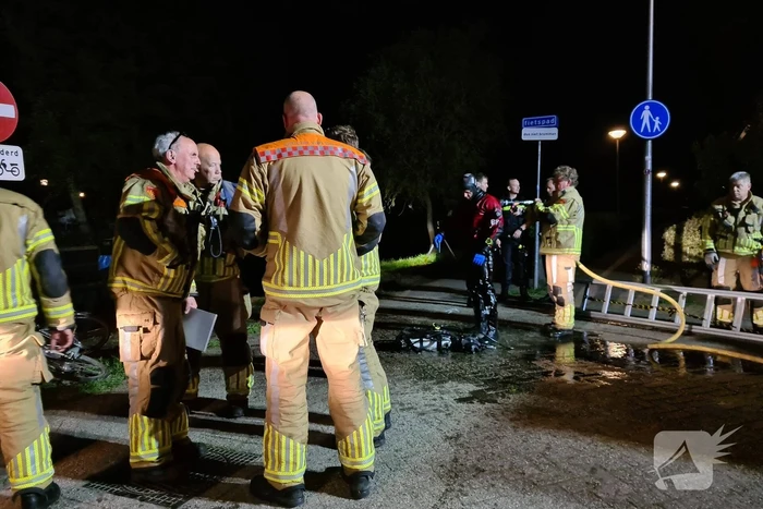 Duikers zoeken naar vermiste persoon