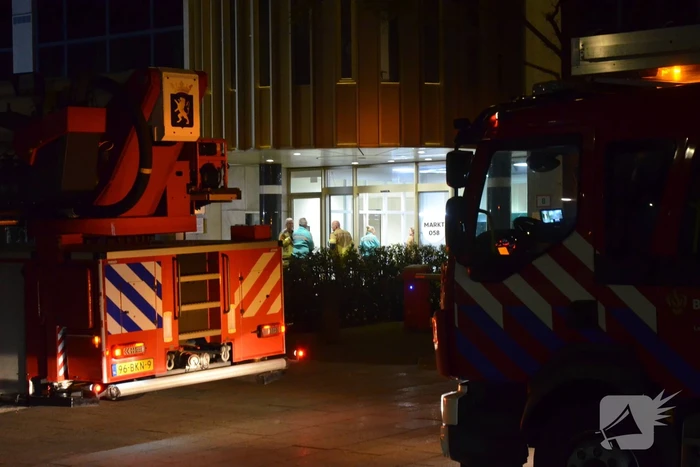Twee mensen gewond bij brand in appartementencomplex