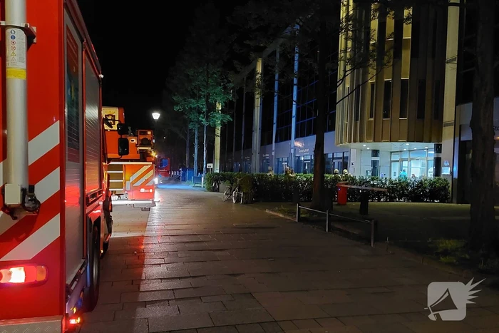 Twee mensen gewond bij brand in appartementencomplex