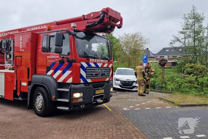 Rolstoelbus te water na aanrijding