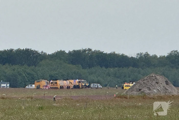 Sportvliegtuig crasht op vliegbasis