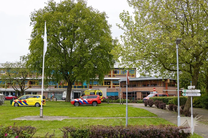 Brandweer onderzoekt hinderlijke lucht in zorgcentrum