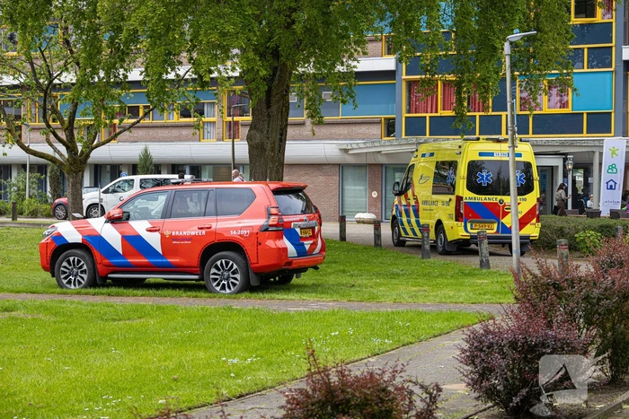 Brandweer onderzoekt hinderlijke lucht in zorgcentrum