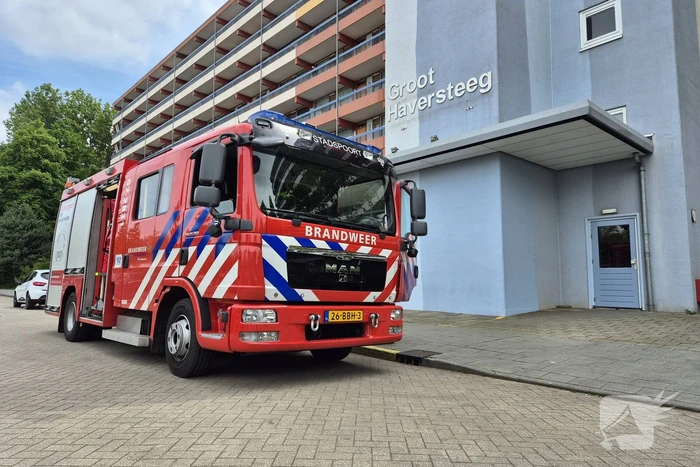 Brandweer in actie om woningbrand te voorkomen