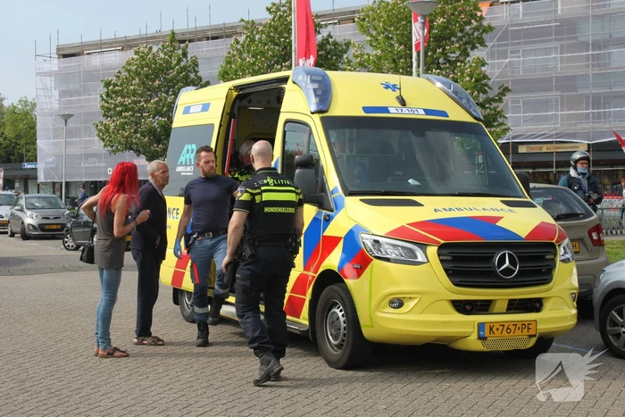 Persoon gewond na steekpartij