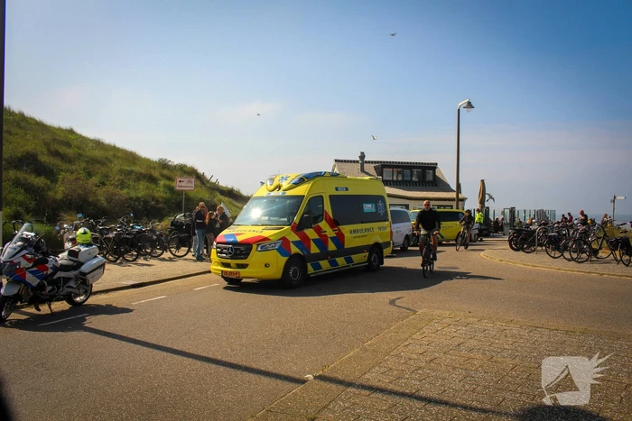 Fietser gewond bij aanrijding, automobilist rijdt door