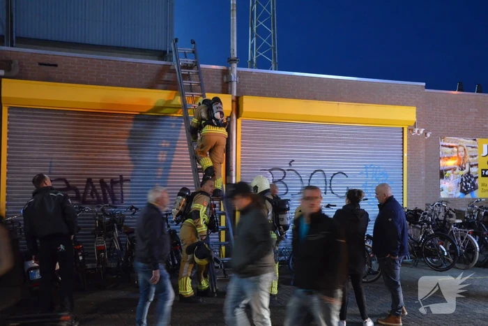 Brandweer ingezet voor mogelijke dakbrand