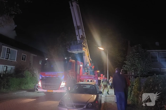 Brandweer ingezet voor uitslaande brand
