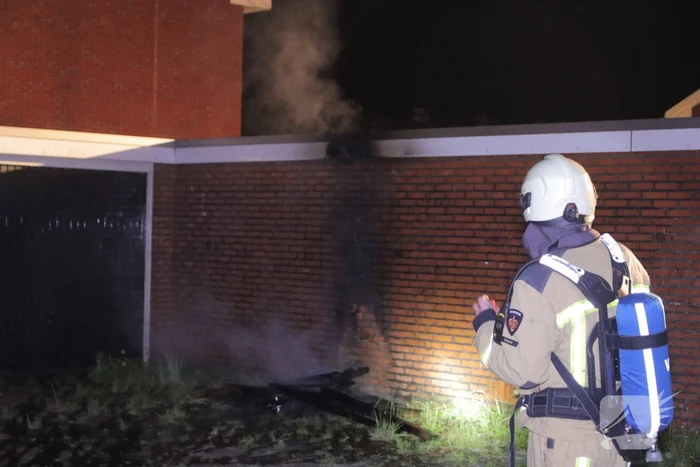 Garageboxen beschadigd door brandstichting
