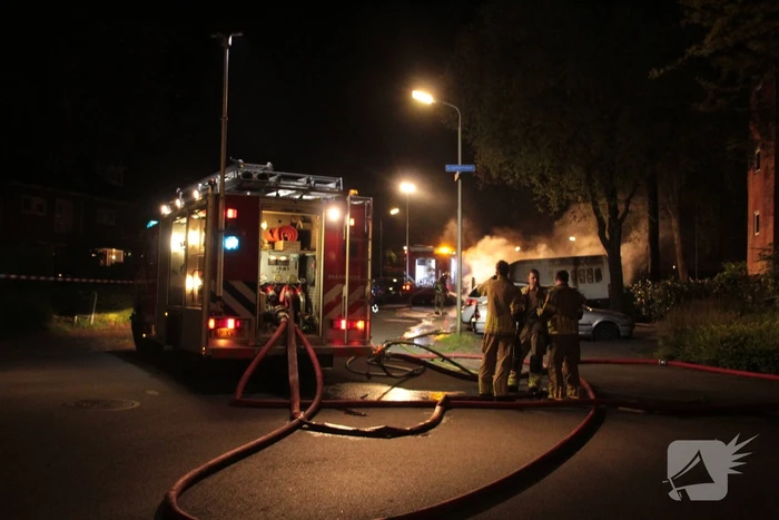 Meerdere voertuigen verwoest door brand