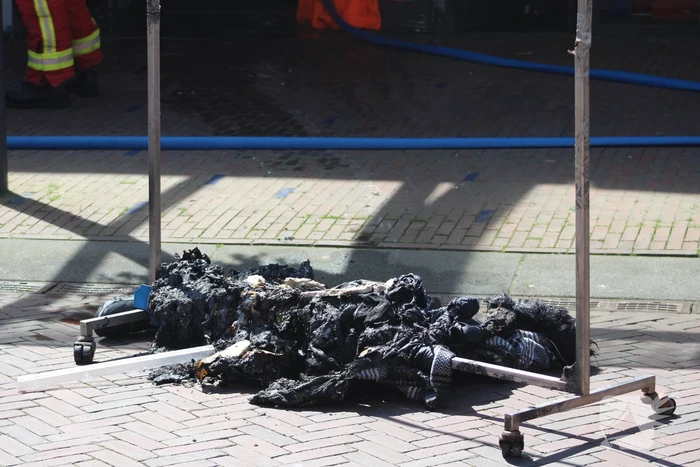Flinke brand in sportwinkel