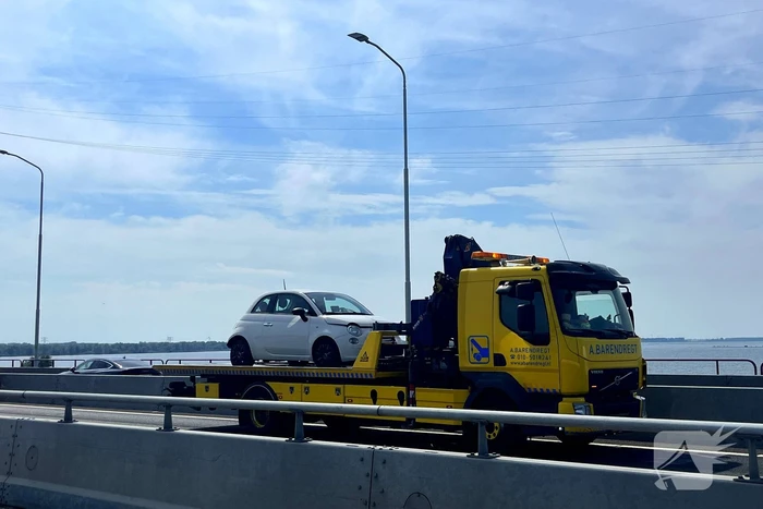 Kettingbotsing op Haringvlietbrug