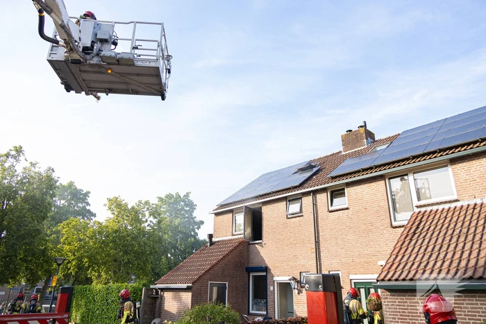 Kat uit woning gehaald na brand