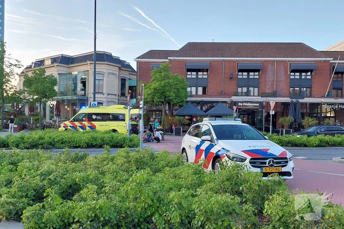 Voetganger en automobilist in botsing