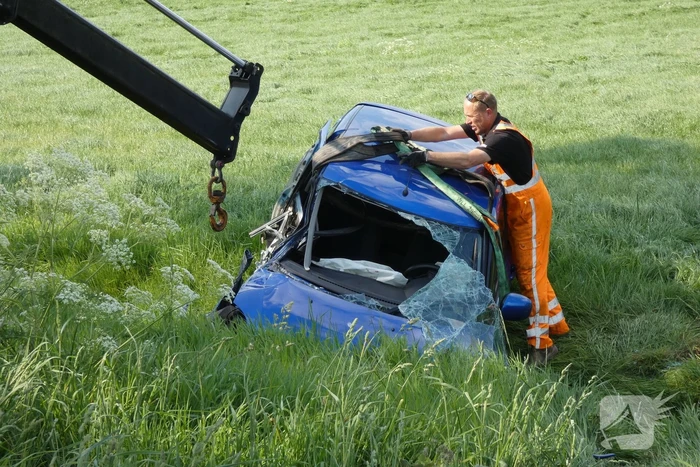 Automobilist gewond bij botsing met trekker