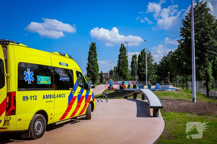 Kind zwaargewond na val op skatebaan