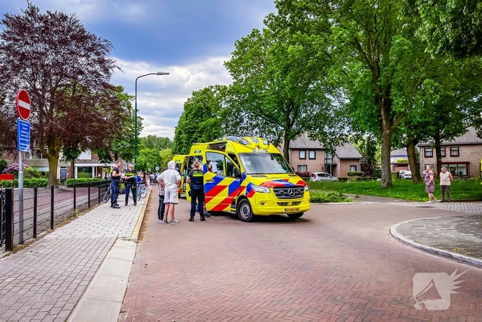 Vrouw en kind gewond bij ongeval, traumateam ingezet