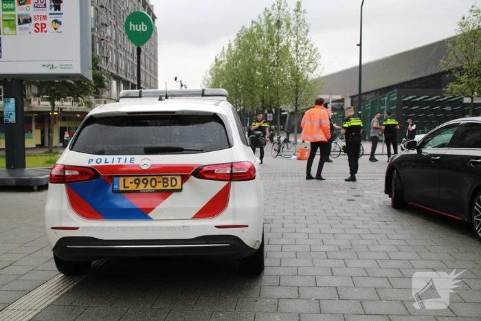 Fietsbezorger aangereden door automobilist