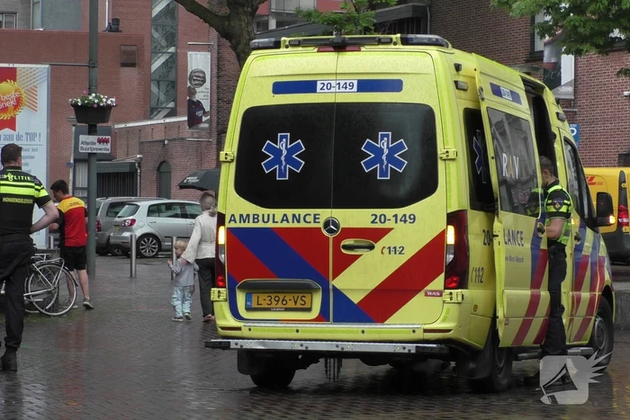 Persoon gewond bij steekincident