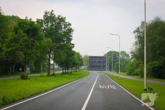 Enorme omleiding door brug in storing