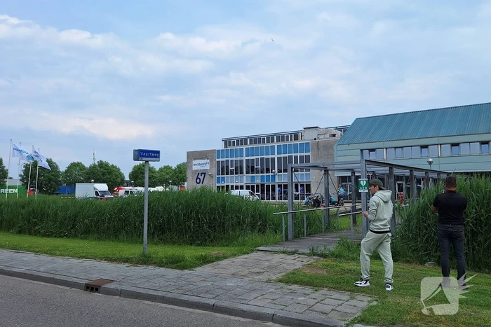Gewonde bij steekpartij bij werkbedrijf