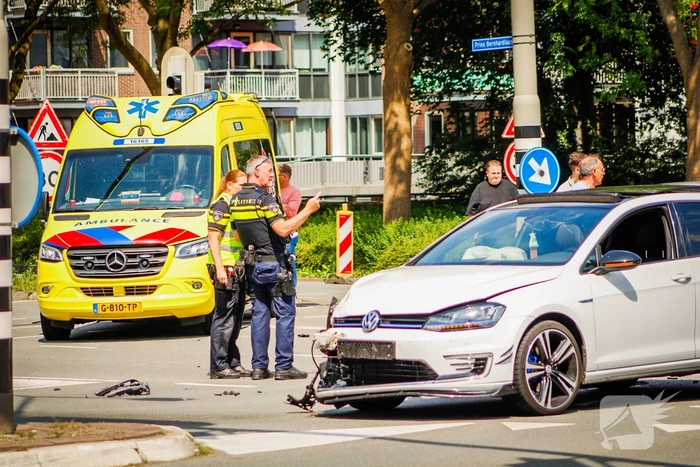 Veel schade na ongeval met twee voertuigen