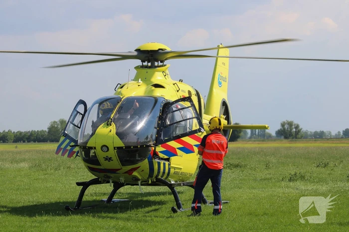 Traumateam geland op weiland voor rendez-vous