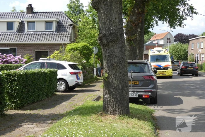 Fietser gewond bij botsing met auto