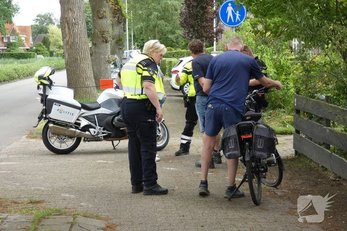 Fietser gewond bij botsing met auto