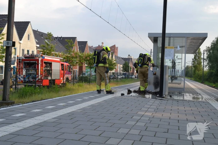 Flinke rookontwikkeling door brand op treinstation