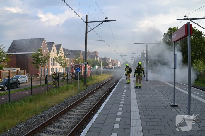 Flinke rookontwikkeling door brand op treinstation