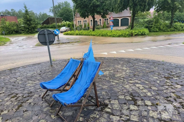 Dorp ondergestroomd, schade enorm