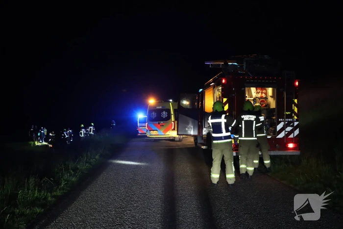 Auto belandt in sloot bij ongeval