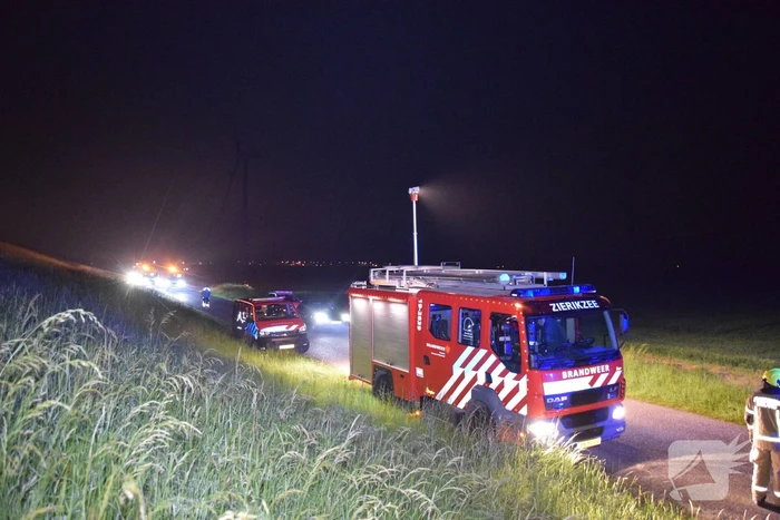 Auto belandt in sloot bij ongeval