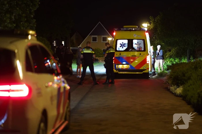 Gewond persoon op straat aangetroffen
