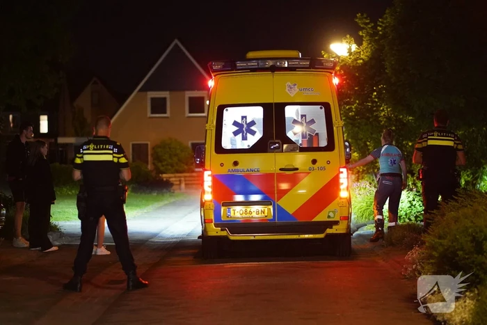 Gewond persoon op straat aangetroffen