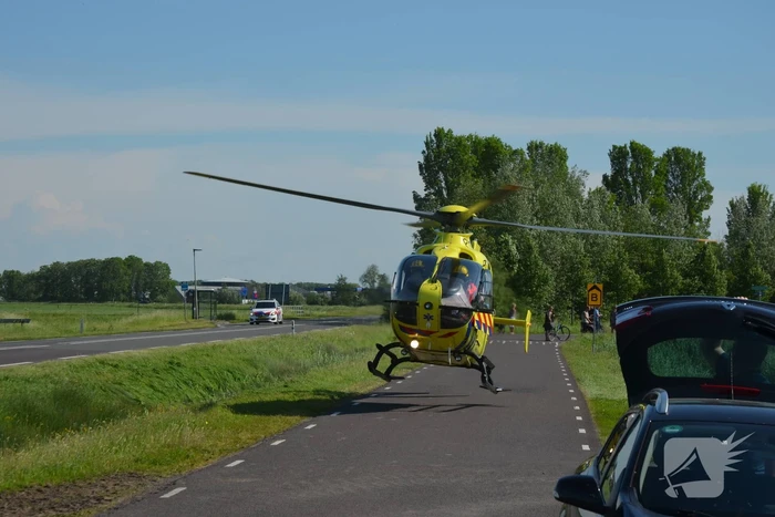 Hulpdiensten groots ingezet waaronder een traumateam voor een voertuig te water