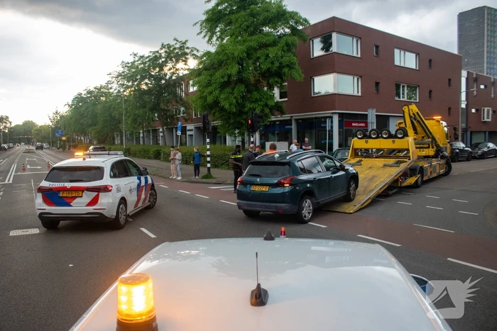 Fikse schade bij frontale aanrijding op kruising
