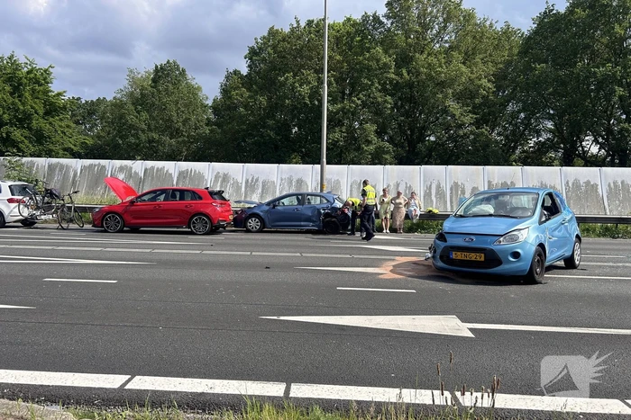 Meerdere gewonden na botsing tussen auto's op afrit