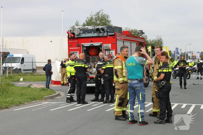 Motorrijder overleden na botsing met auto