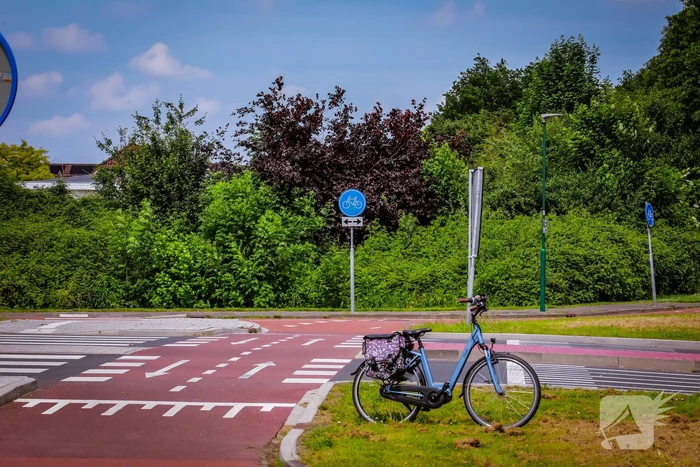 Vrouw bij het oversteken aangereden