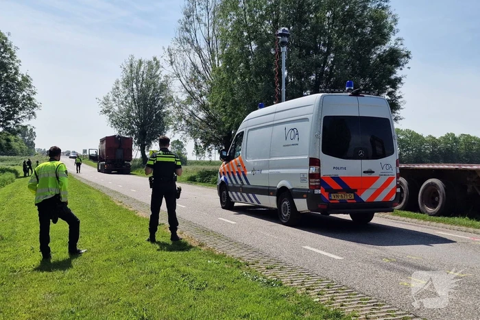 Voetganger zwaargewond bij ongeval met vrachtwagen