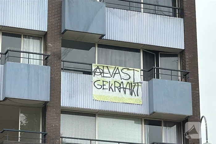 Appartementen gekraakt in flat klokkenhof