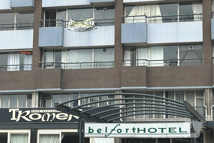Appartementen gekraakt in flat klokkenhof