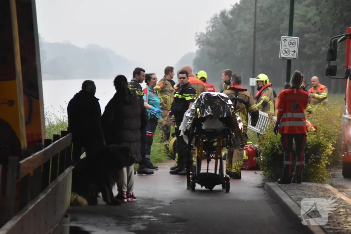 Grote zoekactie na vermist persoon in kanaal