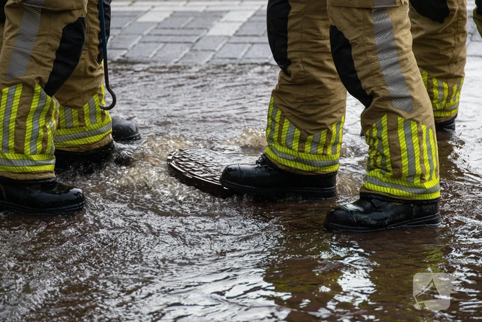 Stortbui veroorzaakt ondergelopen straten