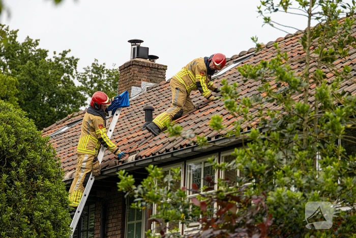Dak beschadigd door harde wind