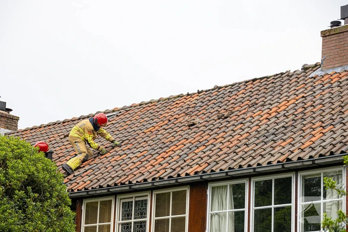 Dak beschadigd door harde wind