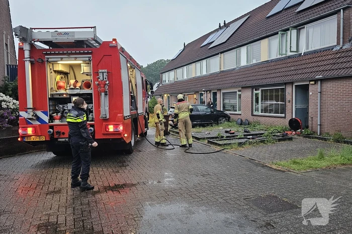 Persoon gewond bij woningbrand