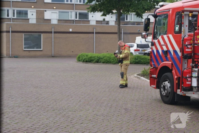 Brandweer doet onderzoek naar gaslucht